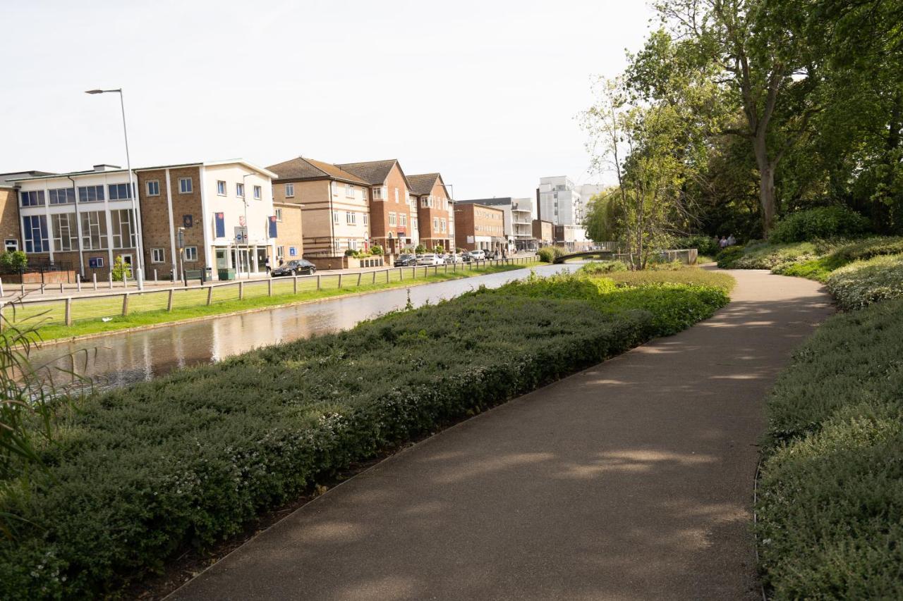 Hemel Apartments- City Zen Hemel Hempstead Extérieur photo